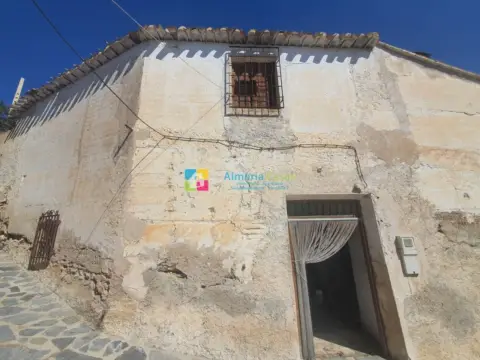 Casa en Oria