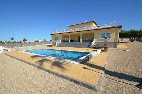 Casa en Campos del Río