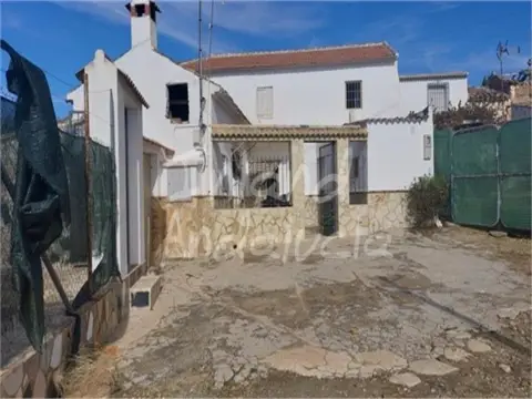 Finca rústica en Algarinejo