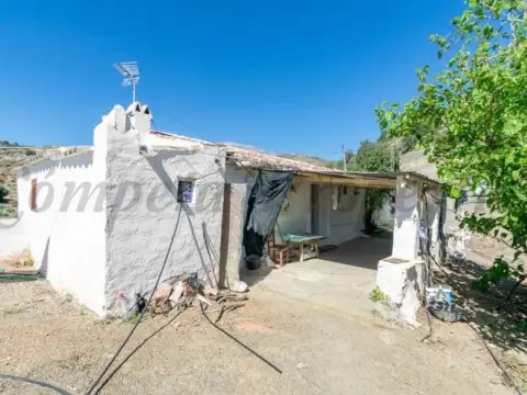 Finca rústica en Sedella