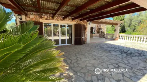 Finca rústica en Lloret de Vistalegre