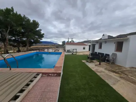 Finca rústica en Yecla