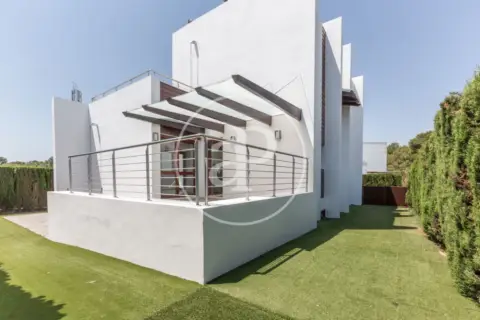 Casa en Chiva