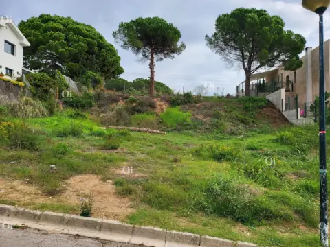 Terreno en Canyelles-La Montgoda