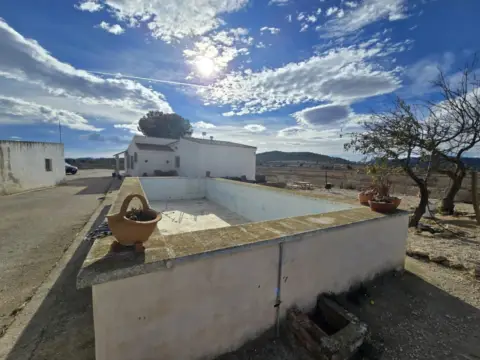 Chalet en Monòver - Monóvar