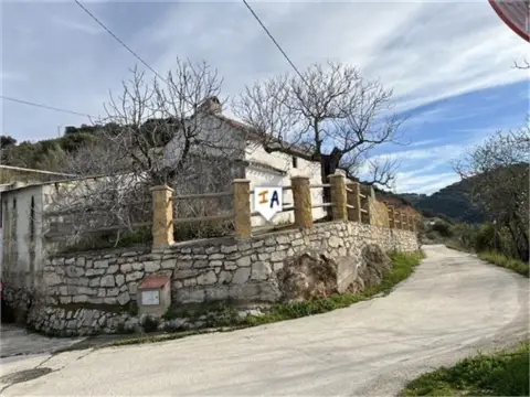 Finca rústica en Algarinejo