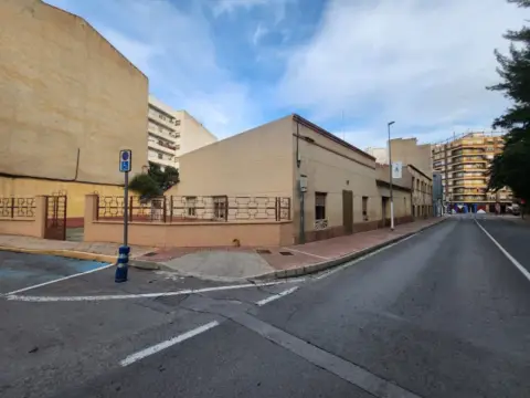 Casa en Monòver - Monóvar