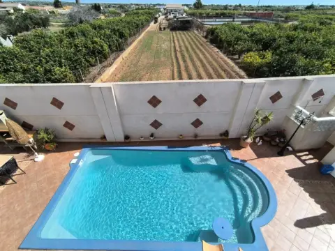Casa en El Raso