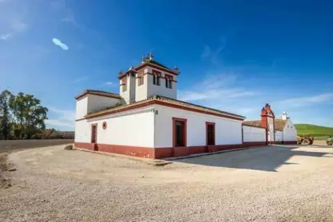 Rustic farm in La Puebla de Cazalla