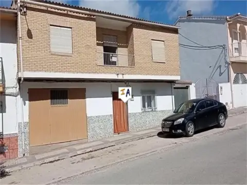 Casa en Benalúa de las Villas