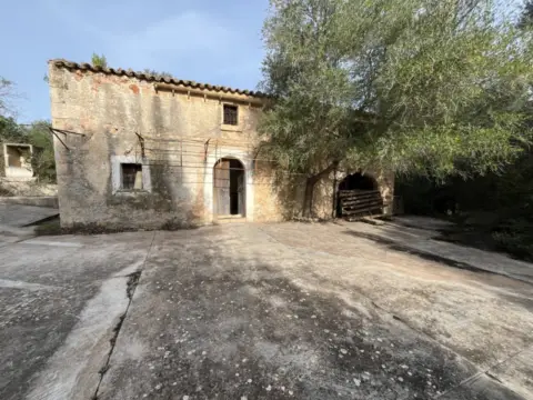 Finca rústica en Llubí