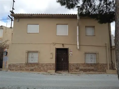 Casa en Zújar