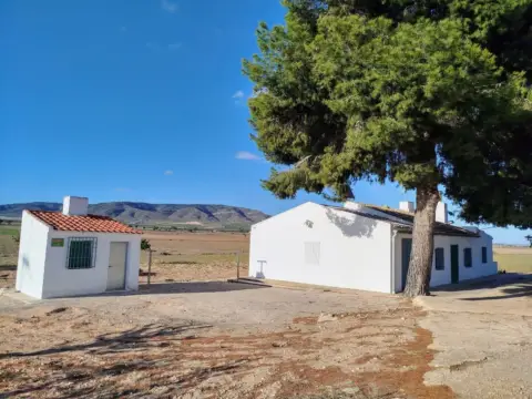 Finca rústica en Yecla