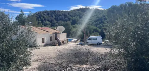 Finca rústica en Las Filipinas-Villamartín-Canal Norte