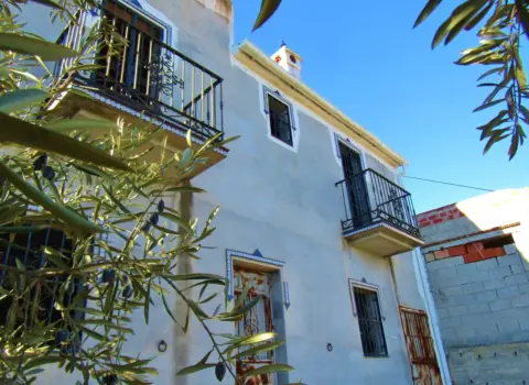 Finca rústica en Cútar