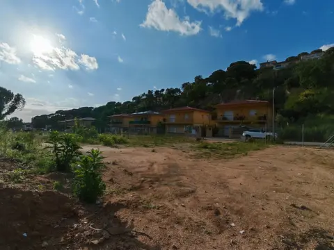 Terreno en Canyelles-La Montgoda