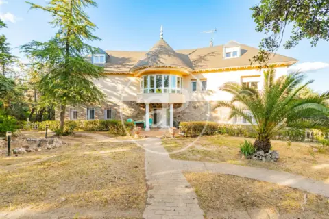 Casa en Club de Golf-Molino de la Hoz