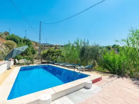 Casa en Sedella
