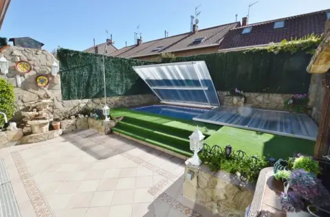 Chalet adosado en San Blas