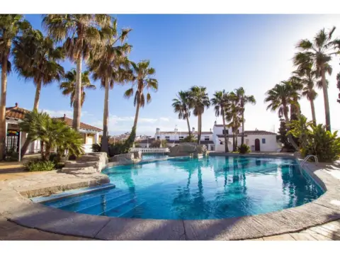 Piso en Calan Porter