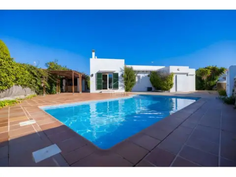 Chalet en Cala Blanca