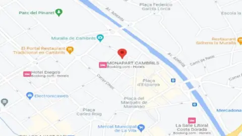 Casa adosada en Carrer del Trinquet