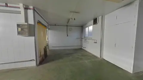 Nave industrial en Avenida Belga