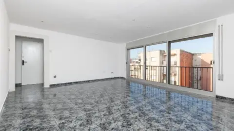 Piso en Avenida Guifre El Pelos