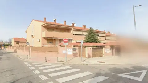 Casa adosada en calle del Cerezo