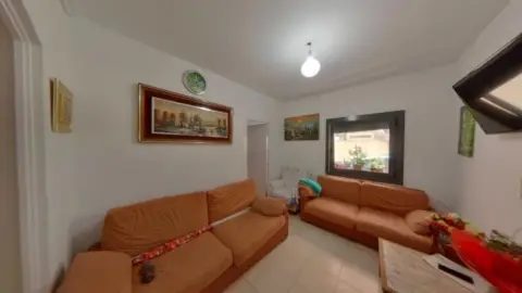 Piso en Carrer de Travau
