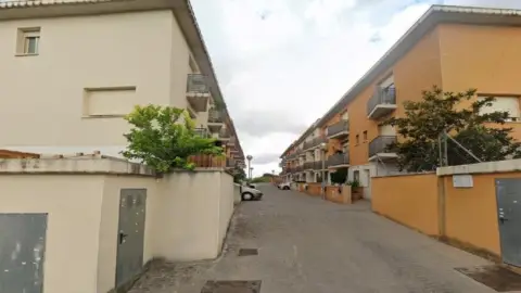 Casa adosada en calle Anselm Clave