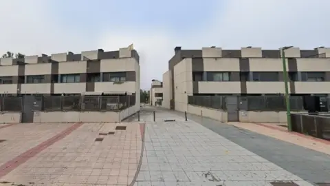 Casa adosada en Paseo de los Pisones, 126