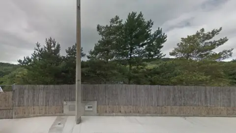 Casa adosada en Avenida Rosers, nº 4