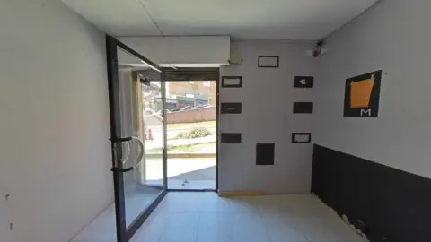 Local comercial en Avinguda d'Amèrica