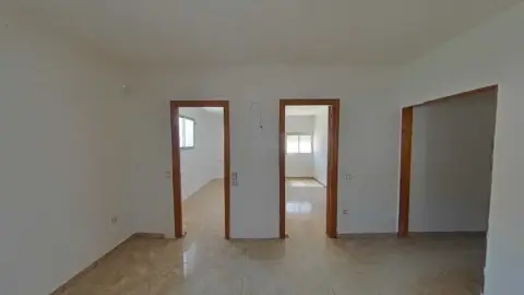 Casa adosada en Avenida Fuente del Sapo, nº 140