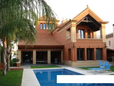 Chalet en Avenida de las Begonias