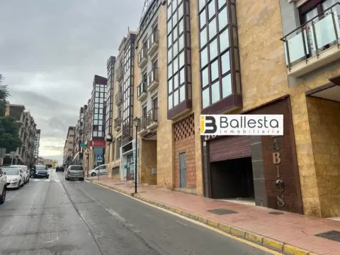 Local comercial en Centro