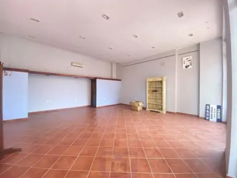 Local comercial en Islantilla - Campo de Golf