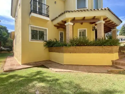 Casa en Este - Elviria