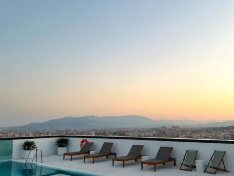 Apartamento en Paseo de los Martiricos