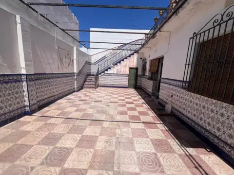 Casa en calle de Domingo Martínez