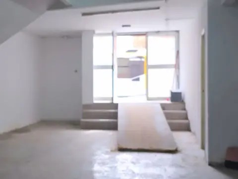 Local comercial en Ronda de Sant Antoni de Llefià