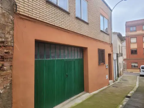 Casa en calle del Bretón, 10