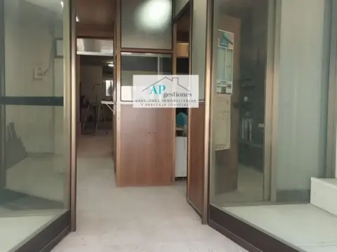 Local comercial en Llefià