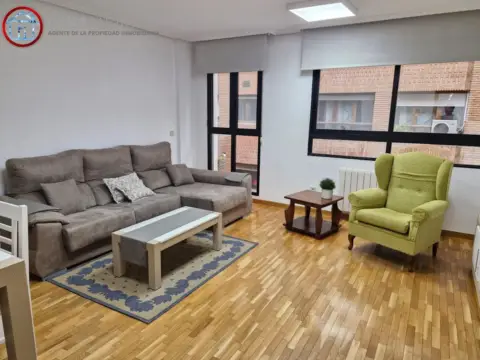 Apartamento en calle Gaona