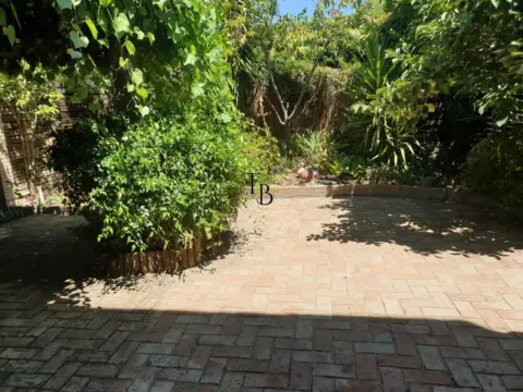 Casa adosada en calle Jose Maria Olazabal