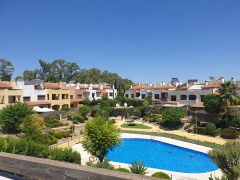 Casa adosada en calle Jose Maria Olazabal