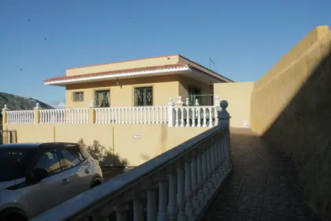 Chalet en La Montaña