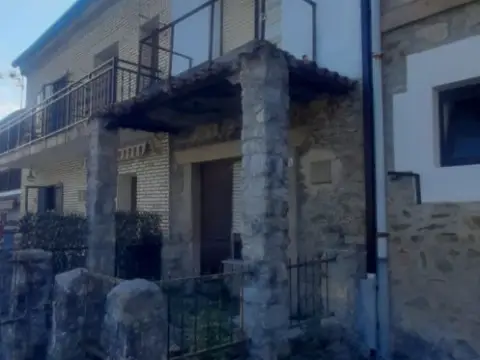 Casa en Barrio de la Estación, 23