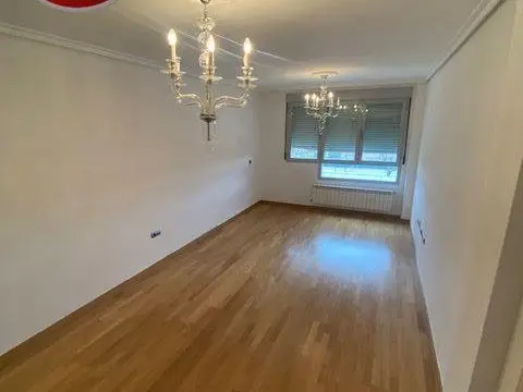 Apartamento en Facultad de Medicina